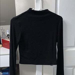 Turtle neck long sleeve sweater